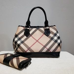 Burberry Handbag Set